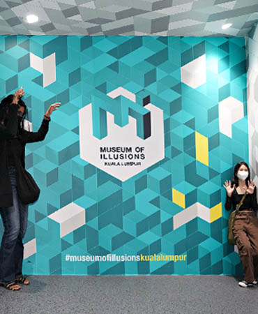 Museum of Illusions