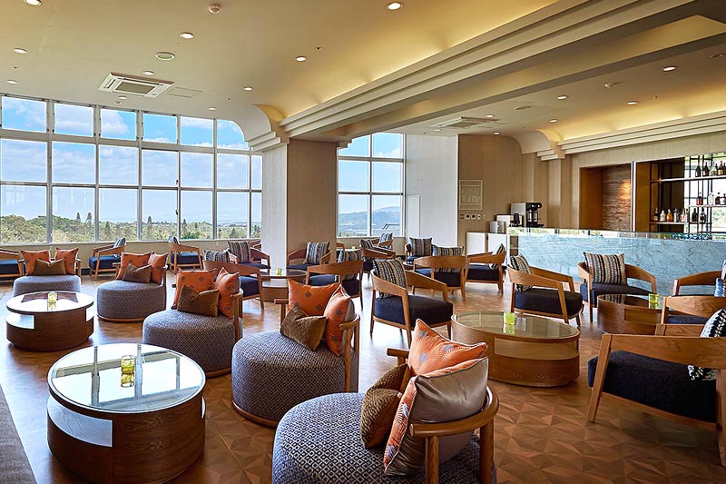 Nadeen Lounge in Okinawa luxury hotel resort